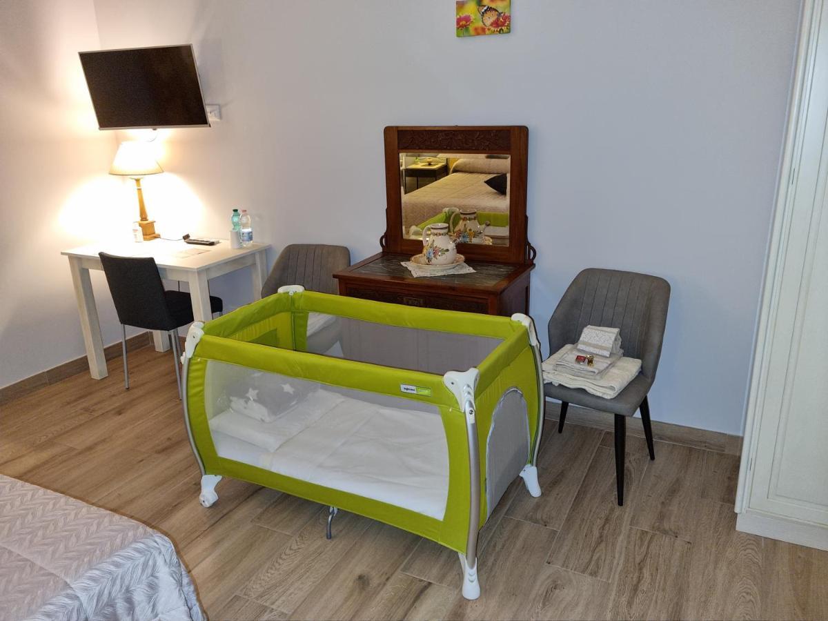 Il Casale Nel Parco Guesthouse 로마 외부 사진