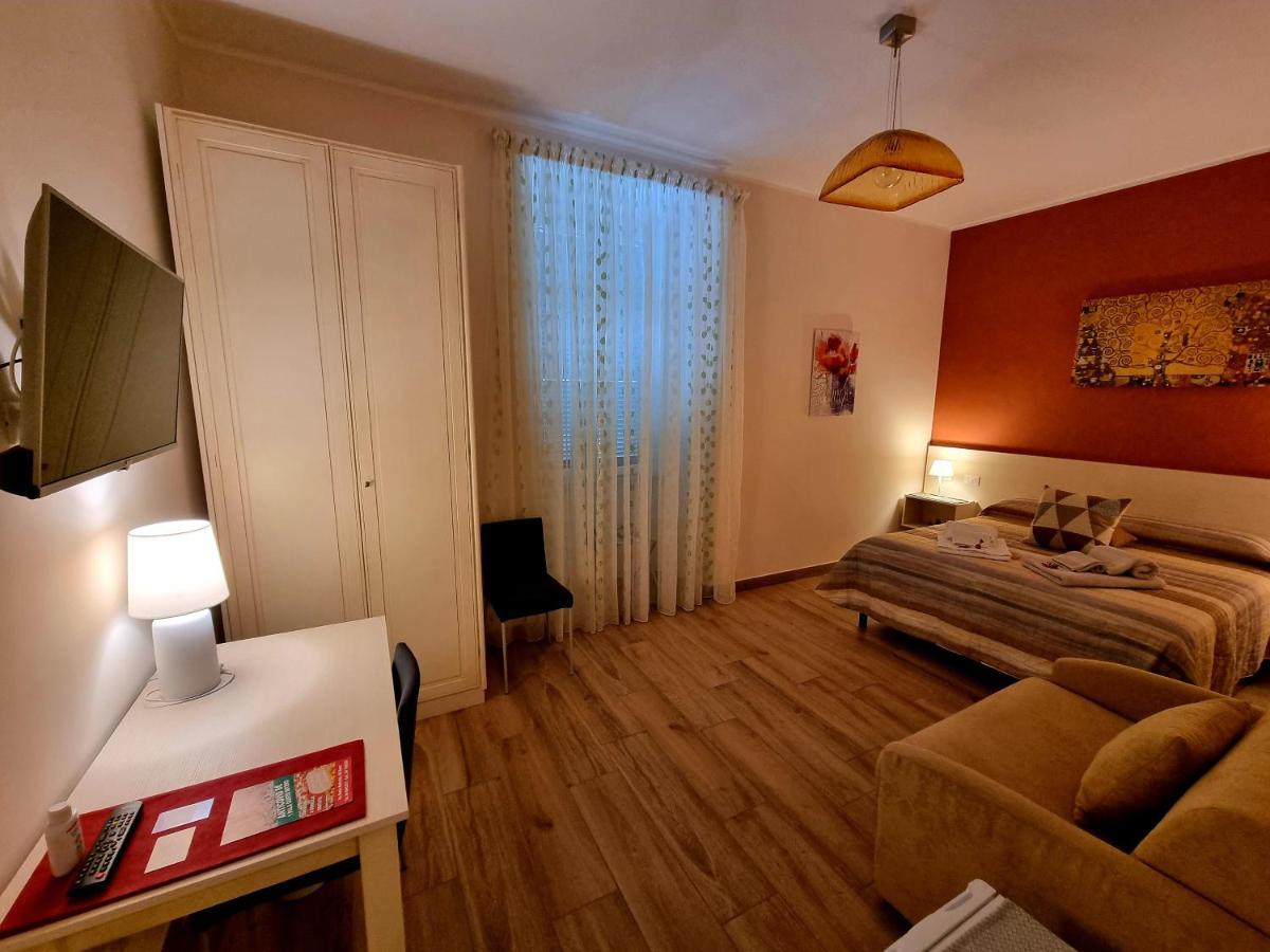 Il Casale Nel Parco Guesthouse 로마 외부 사진