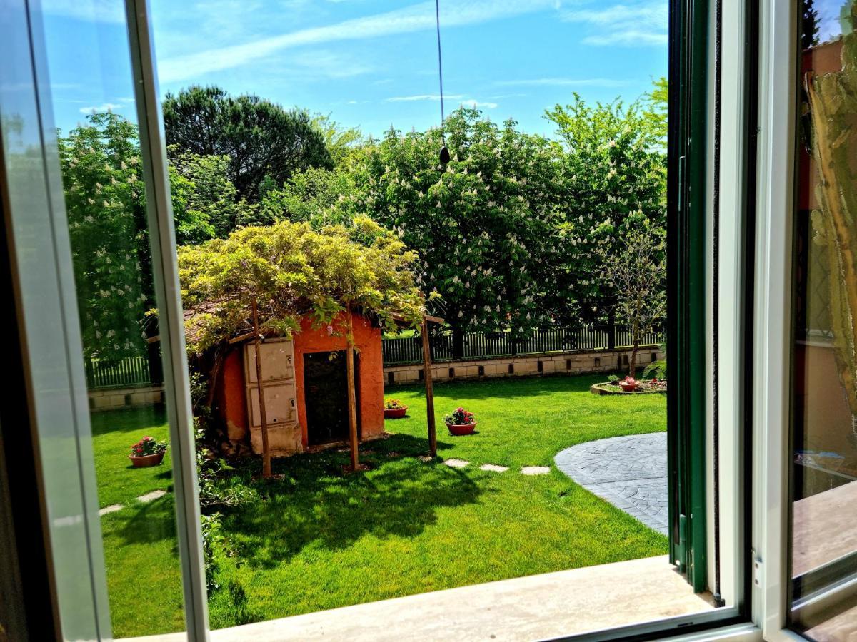 Il Casale Nel Parco Guesthouse 로마 외부 사진