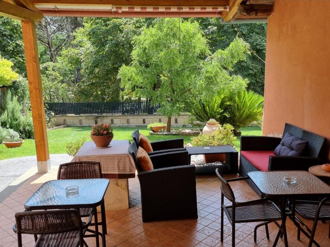 Il Casale Nel Parco Guesthouse 로마 외부 사진